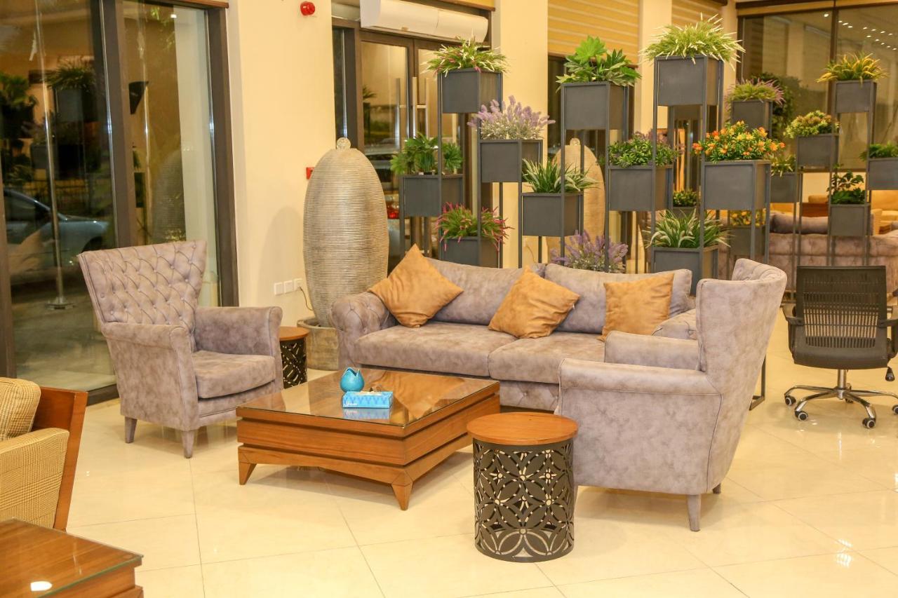 City Tower Hotel Aqaba Exterior photo